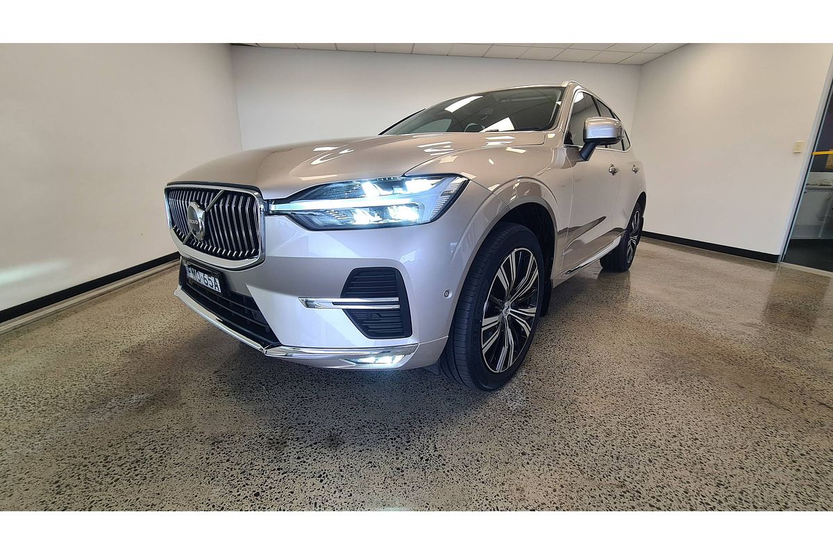 2022 Volvo XC60 Ultimate B5 Bright
