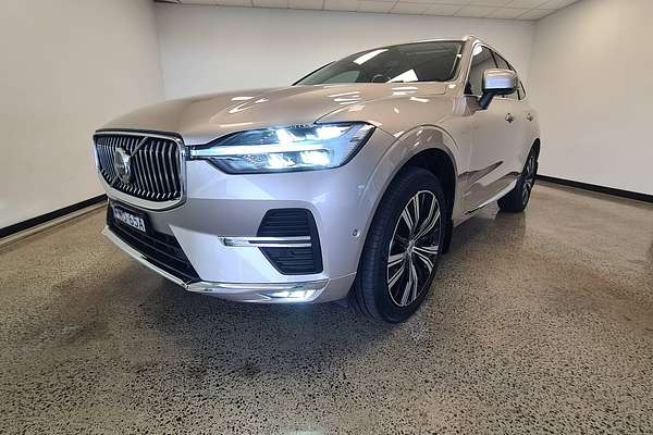 2022 Volvo XC60 Ultimate B5 Bright
