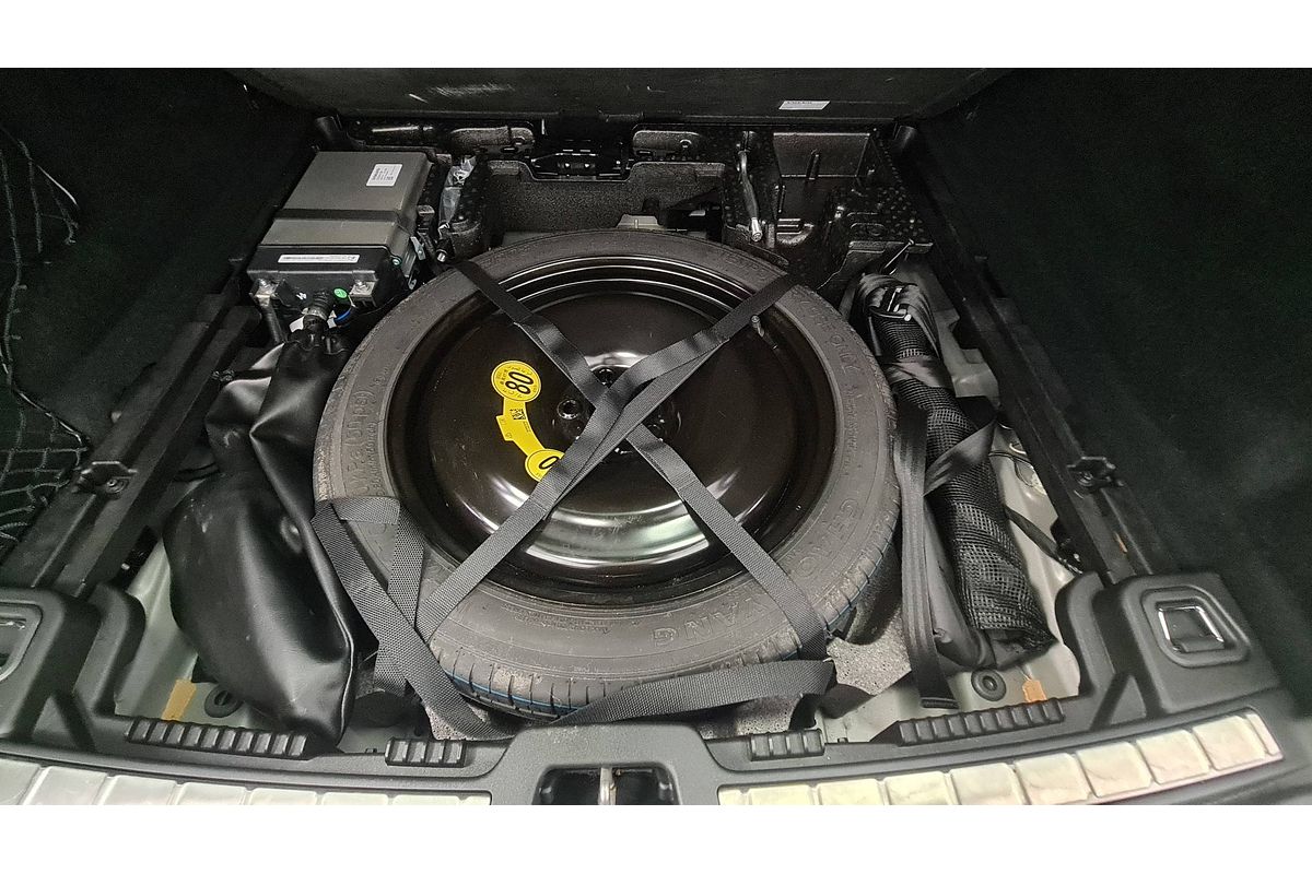 2022 Volvo XC60 Ultimate B5 Bright