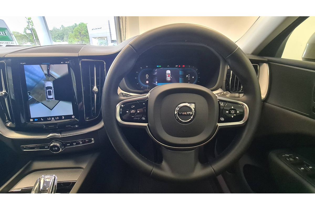 2022 Volvo XC60 Ultimate B5 Bright