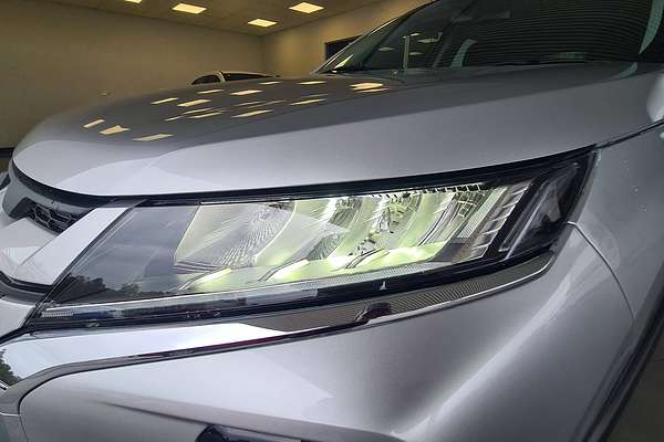 2023 Mitsubishi ASX ES XD