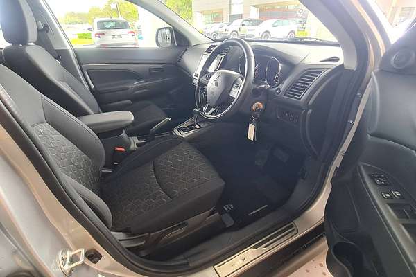 2023 Mitsubishi ASX ES XD