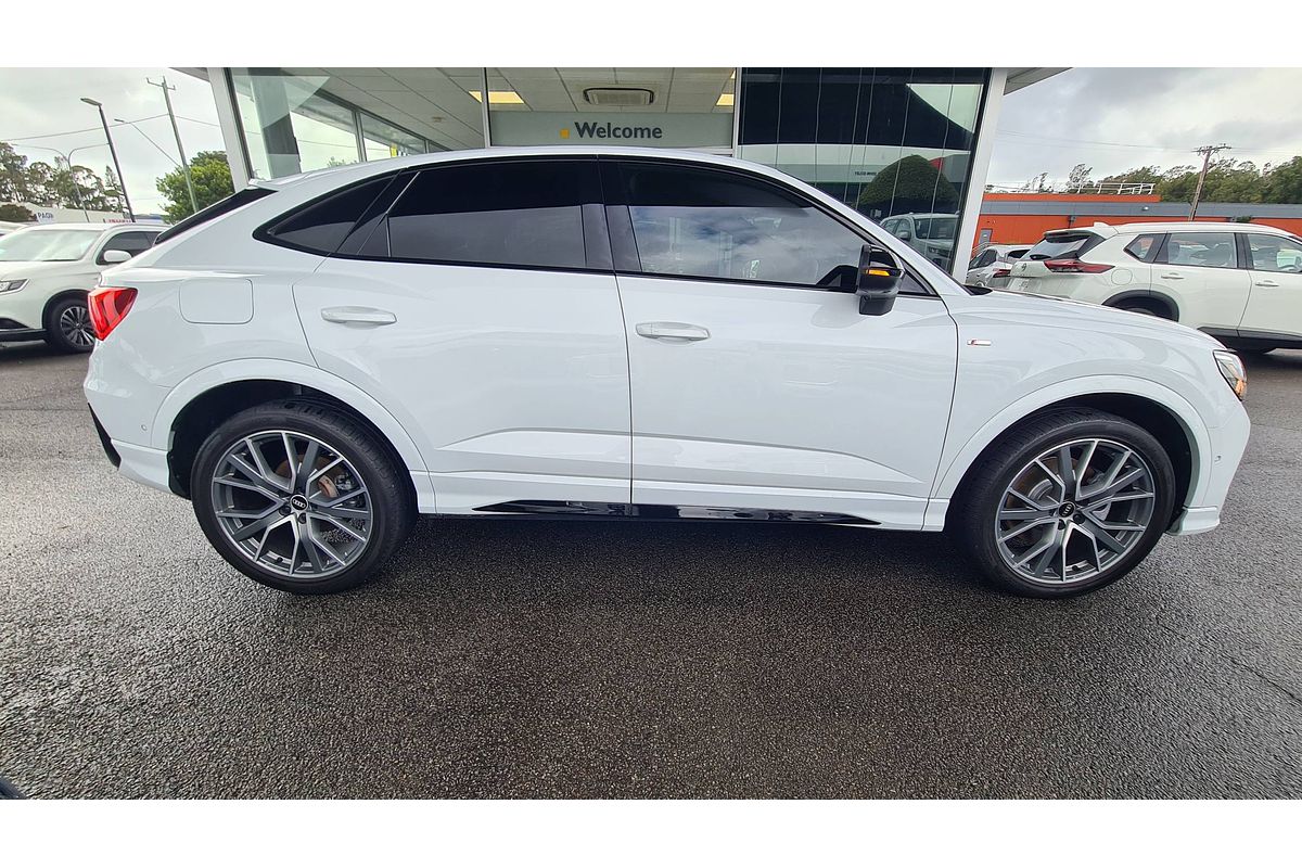 2021 Audi Q3 40 TFSI S Line F3