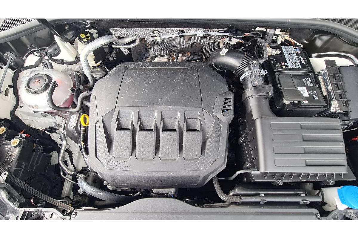 2021 Audi Q3 40 TFSI S Line F3