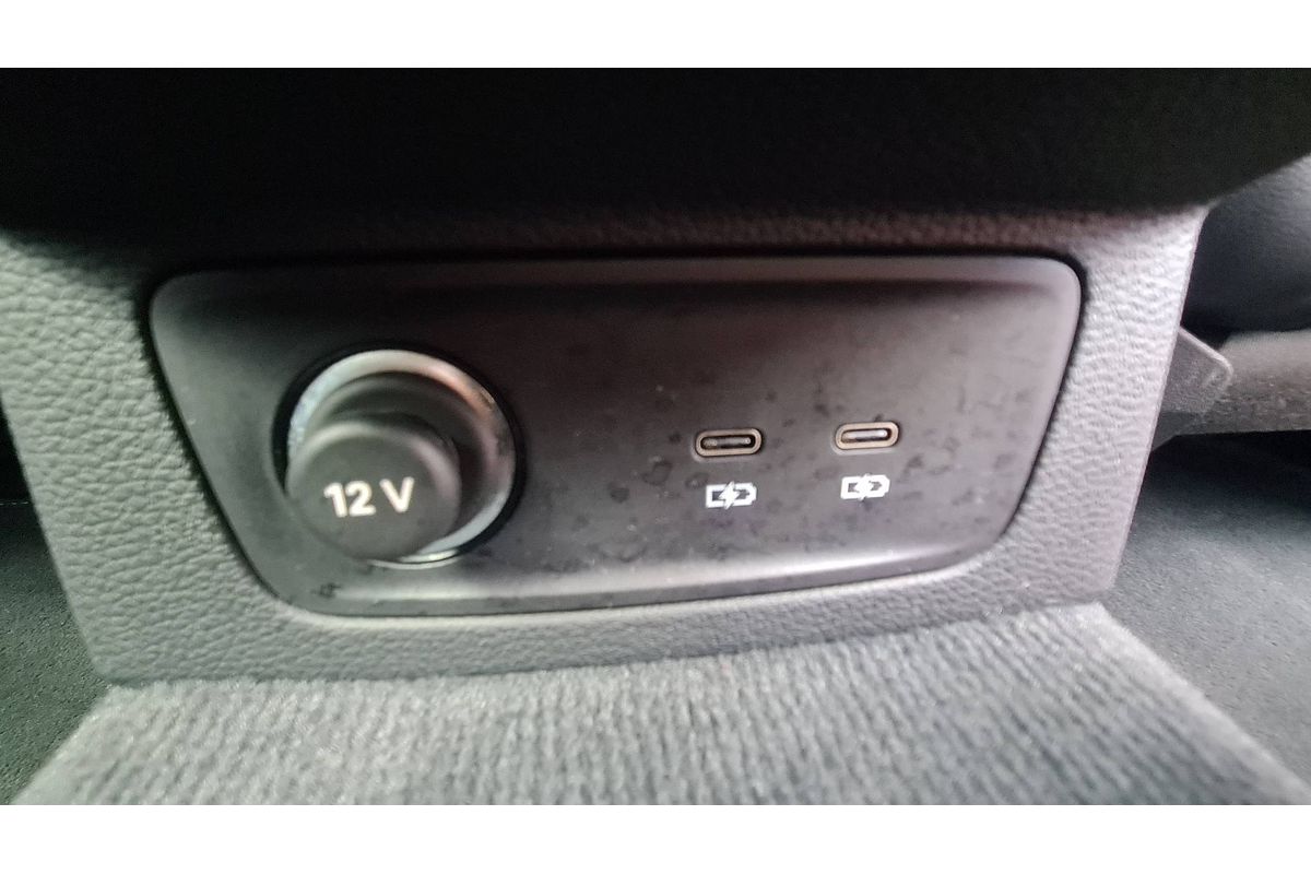 2021 Audi Q3 40 TFSI S Line F3