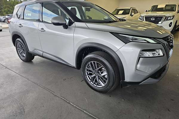 2023 Nissan X-TRAIL ST T33