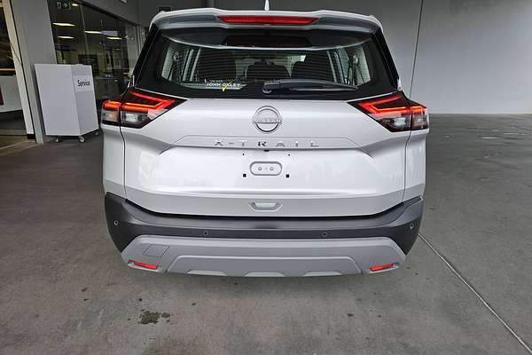 2023 Nissan X-TRAIL ST T33