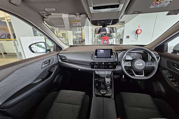 2023 Nissan X-TRAIL ST T33