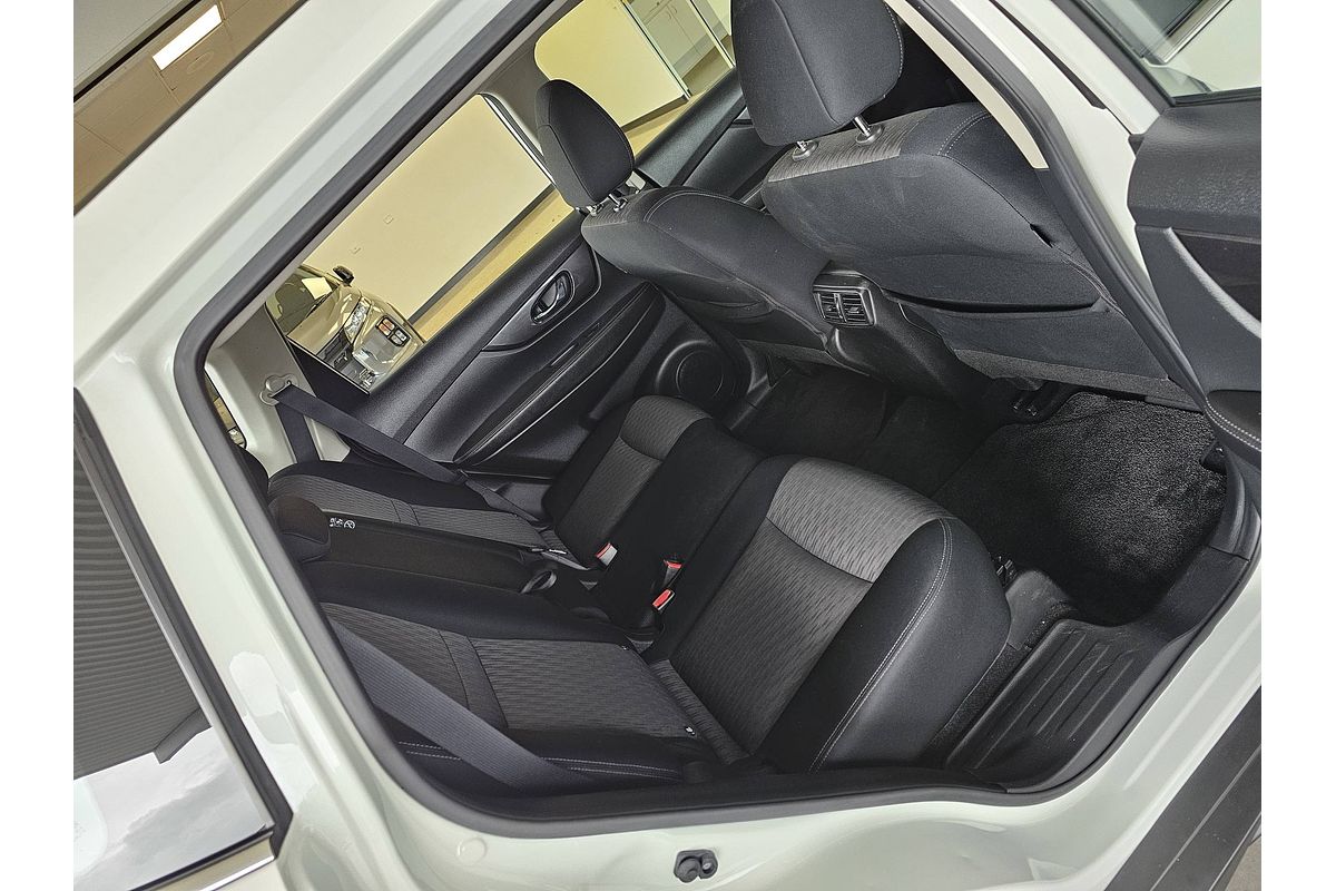 2021 Nissan X-TRAIL ST T32