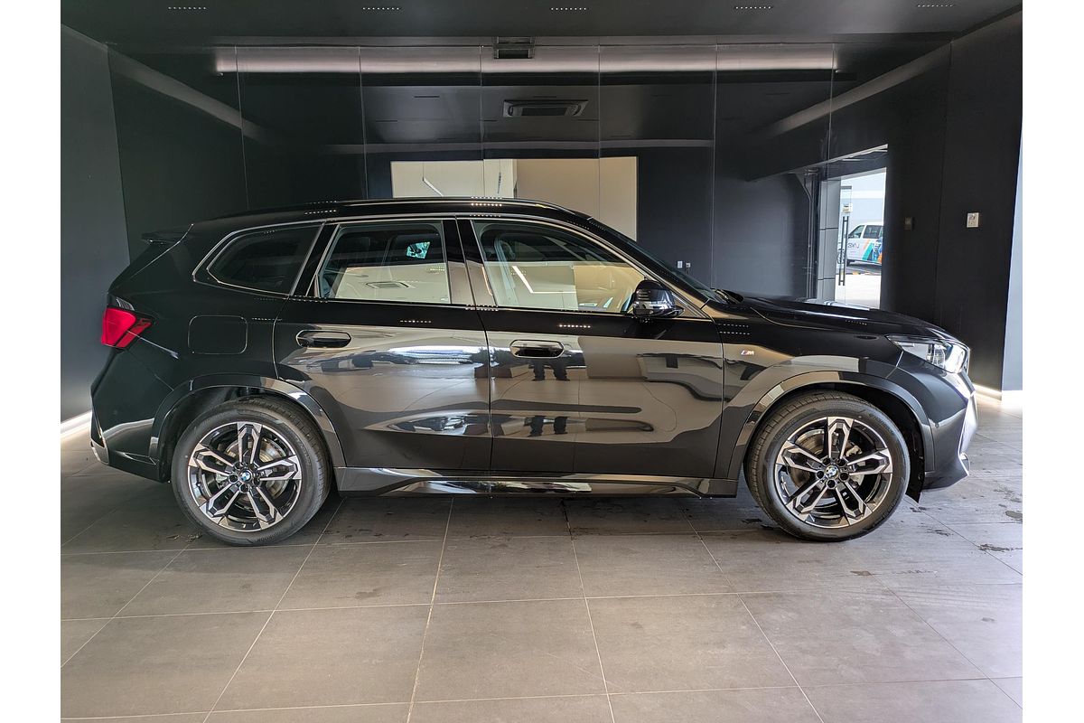 2023 BMW X1 xDrive20i M Sport U11