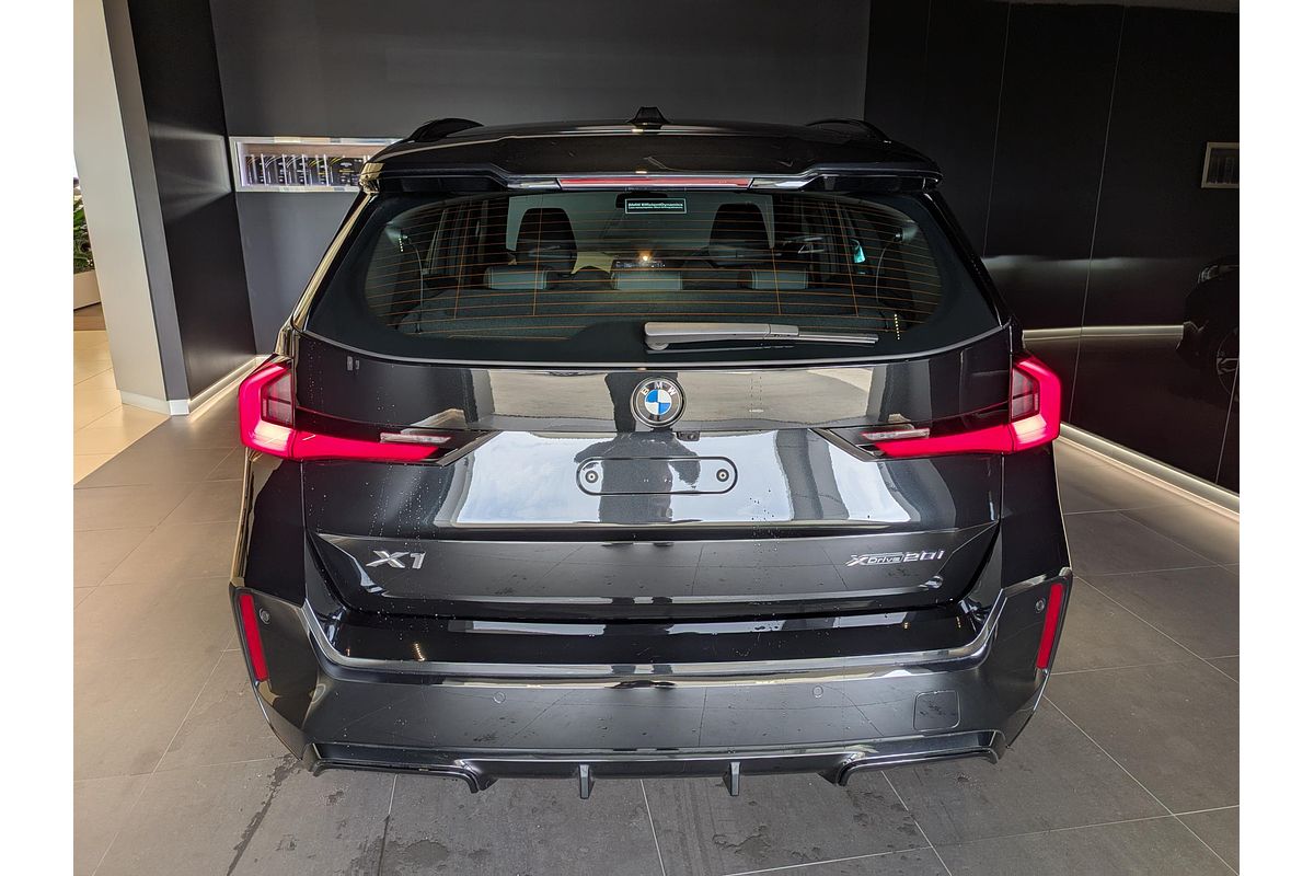 2023 BMW X1 xDrive20i M Sport U11