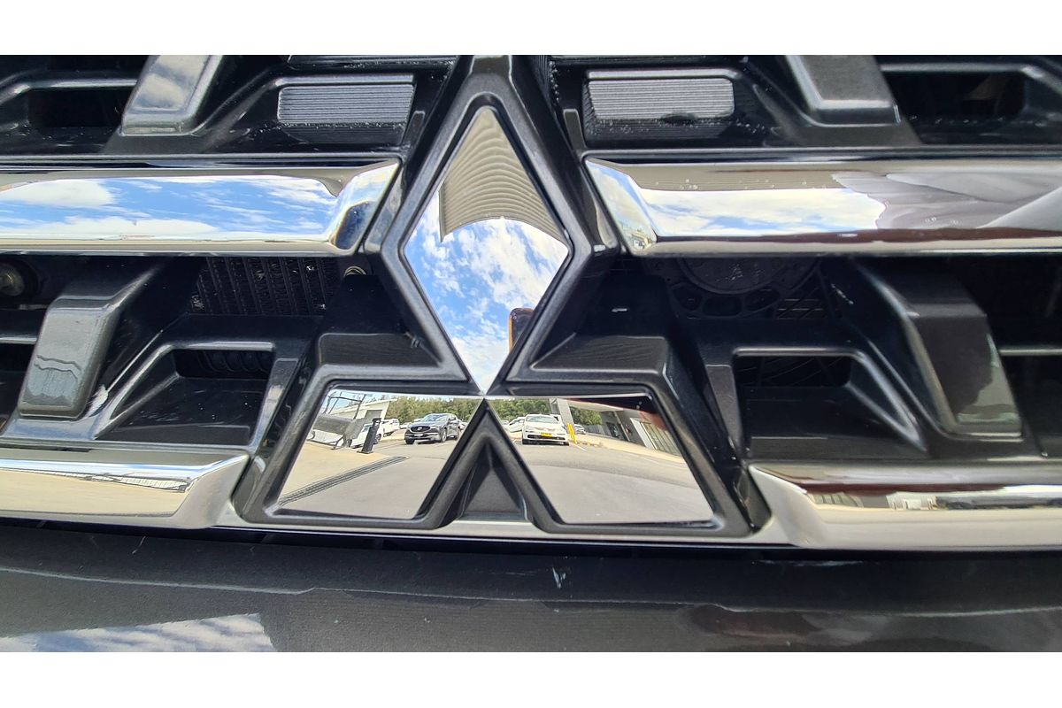 2020 Mitsubishi Pajero GLX NX