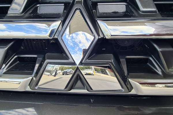 2020 Mitsubishi Pajero GLX NX