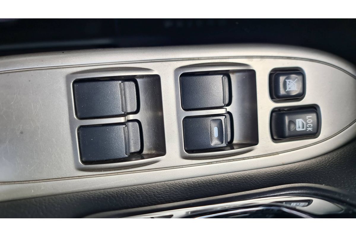 2020 Mitsubishi Pajero GLX NX