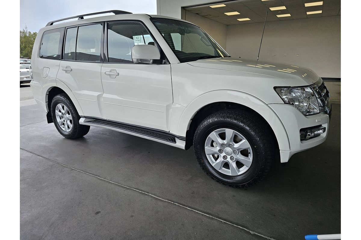 2020 Mitsubishi Pajero GLX NX