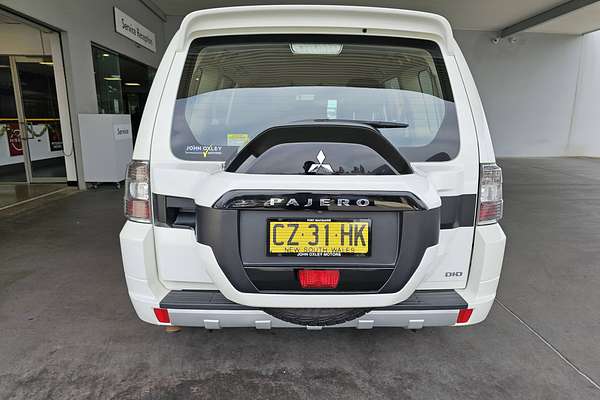 2020 Mitsubishi Pajero GLX NX