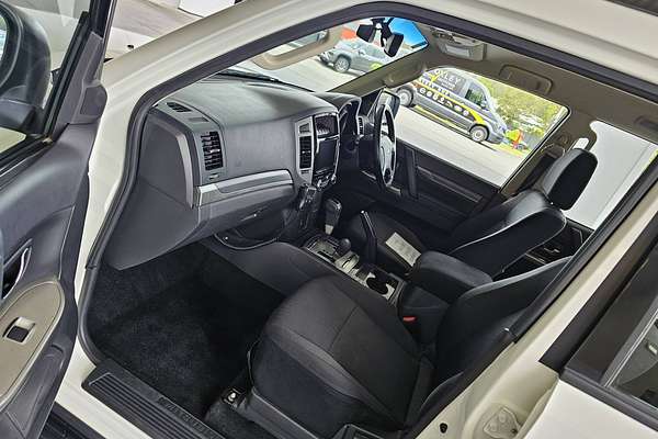 2020 Mitsubishi Pajero GLX NX