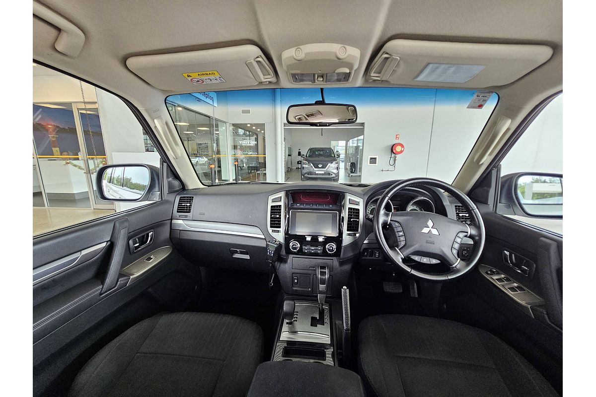2020 Mitsubishi Pajero GLX NX