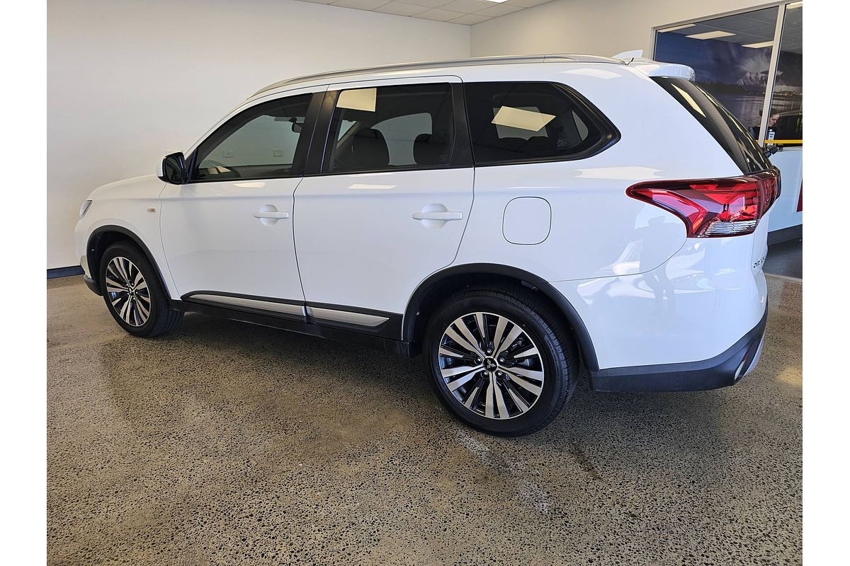 2018 Mitsubishi Outlander ES ZL