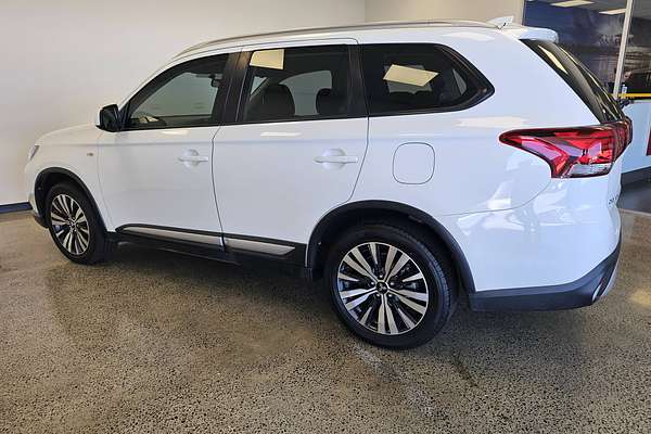 2018 Mitsubishi Outlander ES ZL