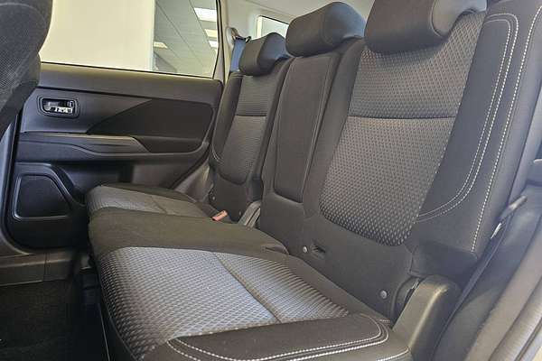 2018 Mitsubishi Outlander ES ZL