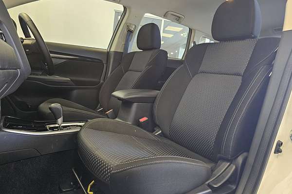 2018 Mitsubishi Outlander ES ZL