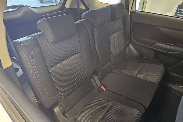 2018 Mitsubishi Outlander ES ZL