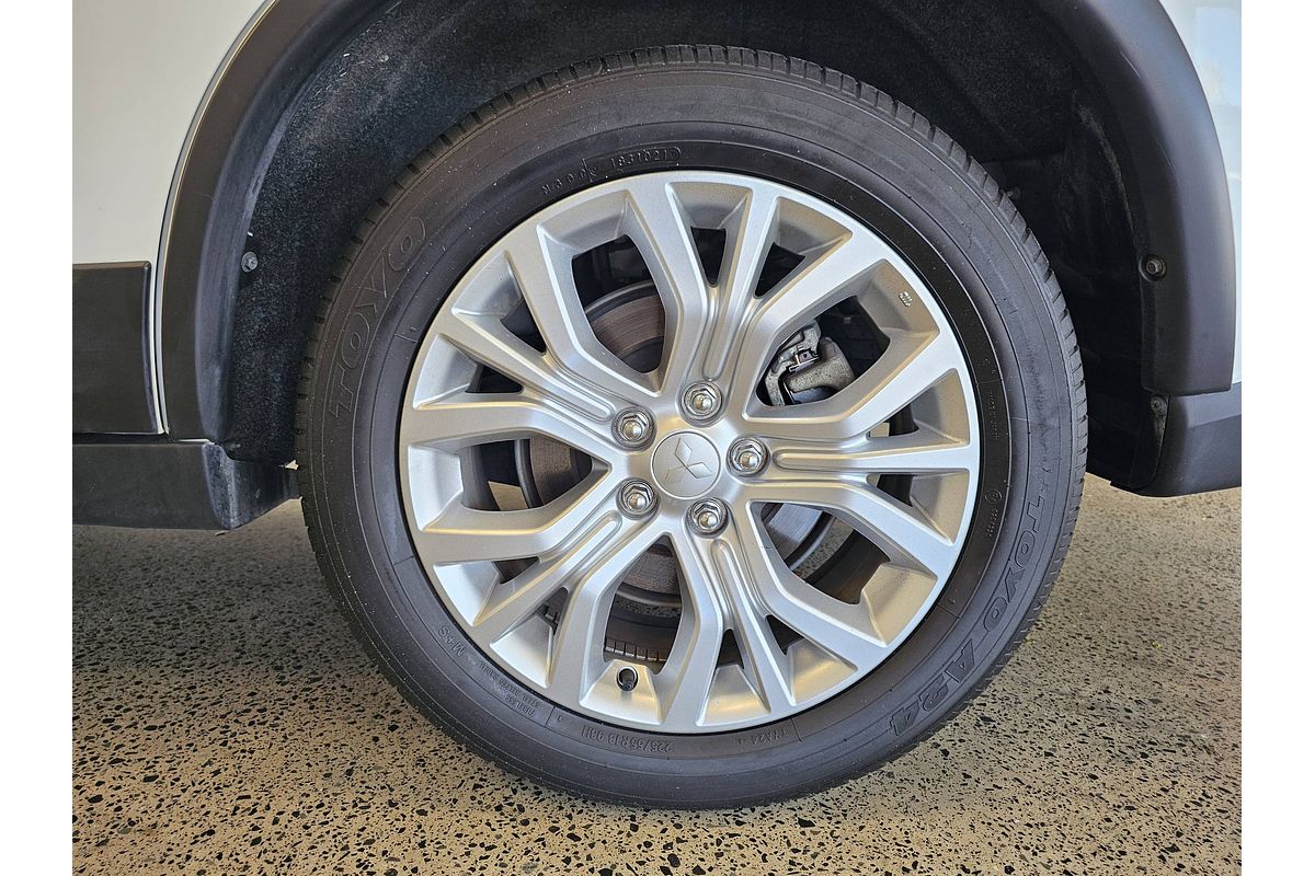 2021 Mitsubishi Outlander ES ZL