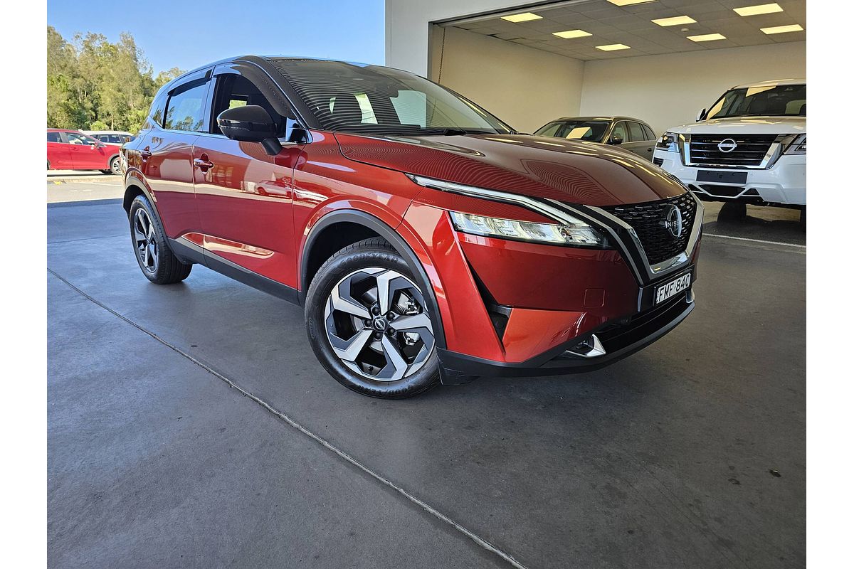 2023 Nissan QASHQAI ST+ J12