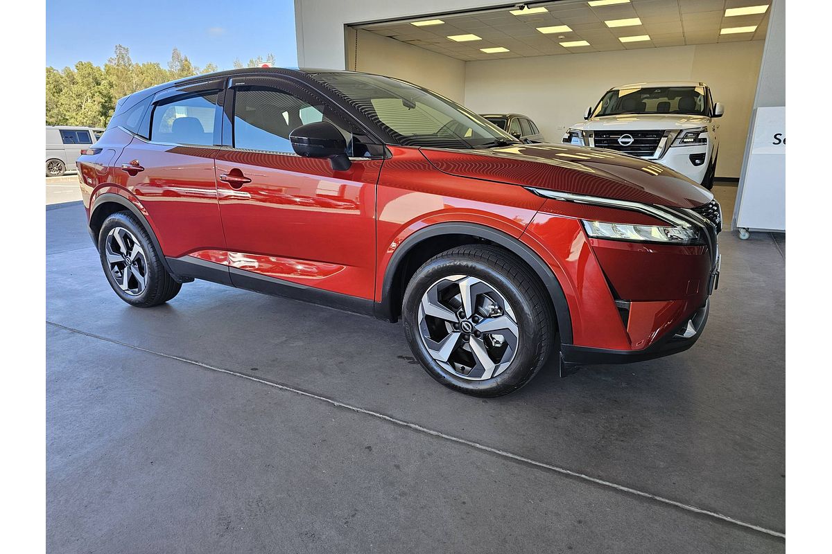 2023 Nissan QASHQAI ST+ J12