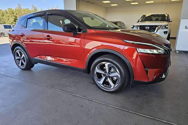 2023 Nissan QASHQAI ST+ J12