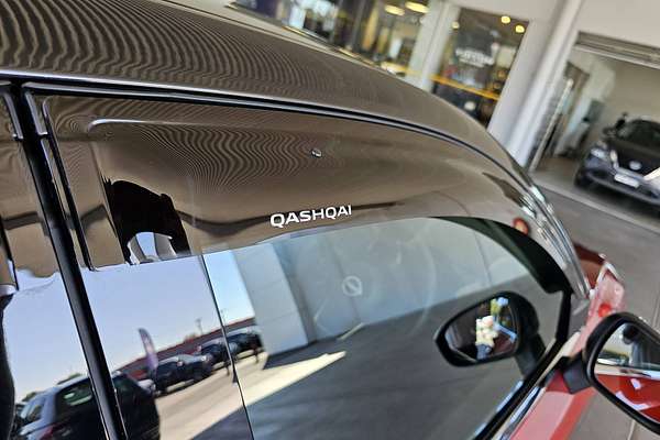 2023 Nissan QASHQAI ST+ J12