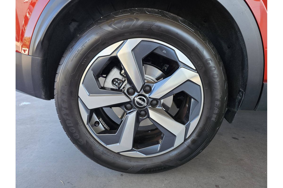 2023 Nissan QASHQAI ST+ J12