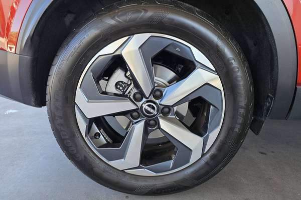 2023 Nissan QASHQAI ST+ J12