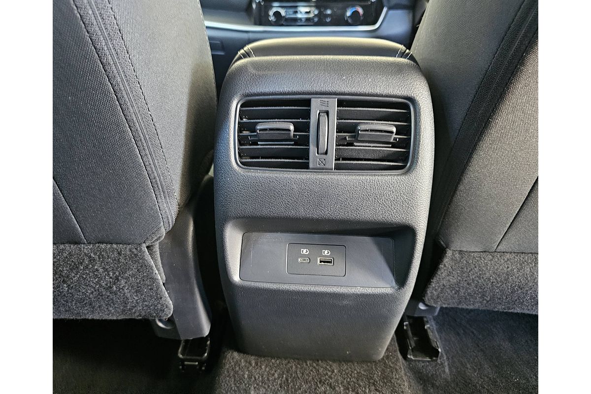 2023 Nissan QASHQAI ST+ J12