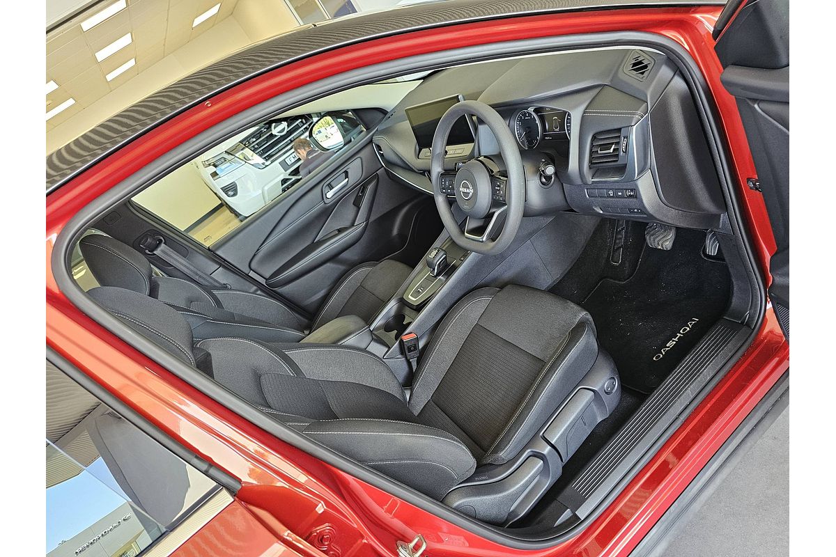 2023 Nissan QASHQAI ST+ J12