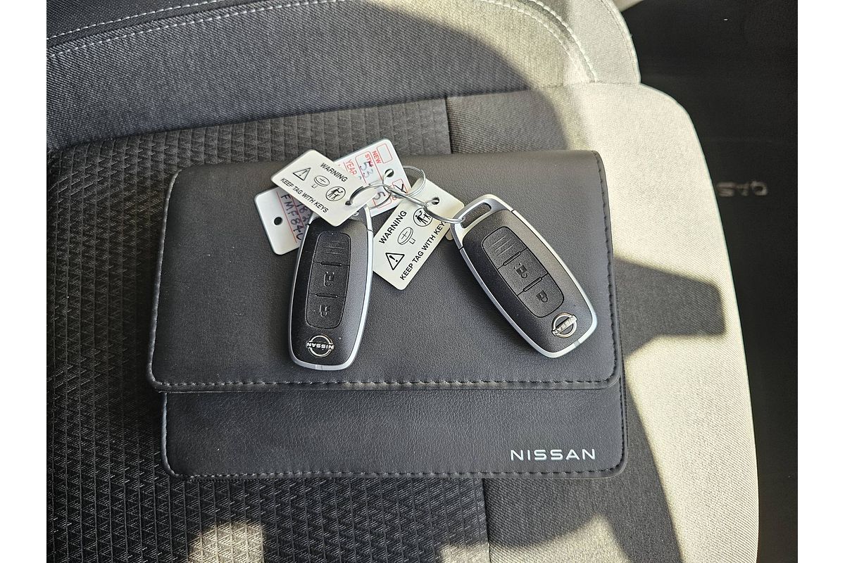 2023 Nissan QASHQAI ST+ J12