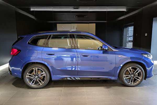 2023 BMW X1 xDrive20i M Sport U11