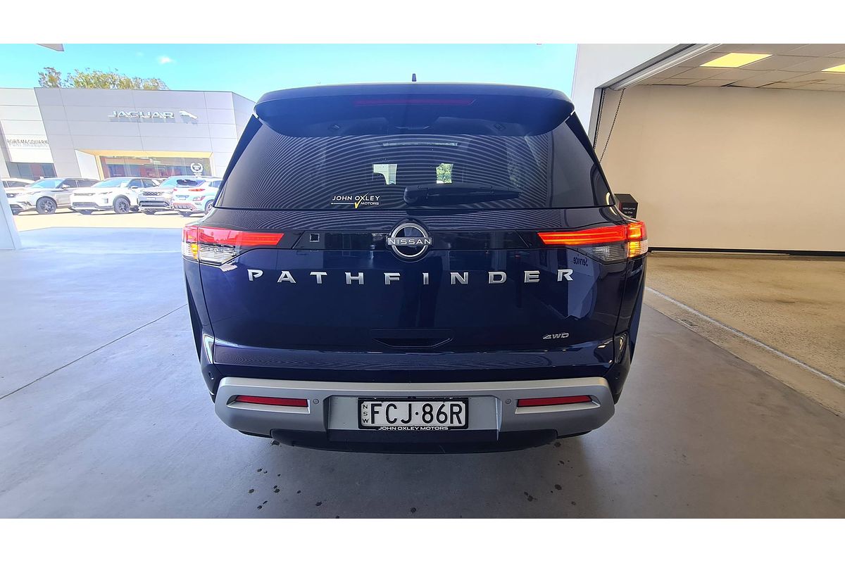 2023 Nissan Pathfinder Ti-L R53