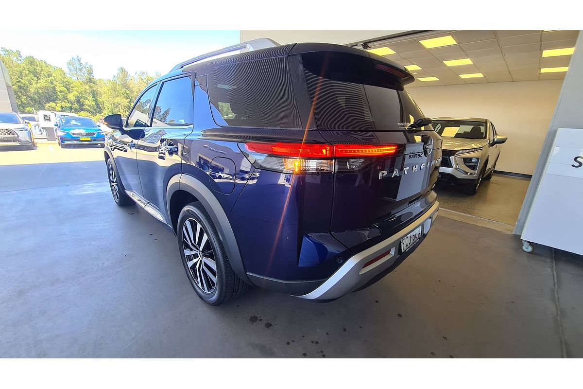 2023 Nissan Pathfinder Ti-L R53