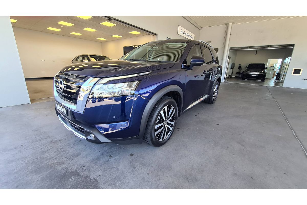 2023 Nissan Pathfinder Ti-L R53