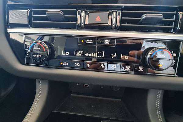 2023 Nissan Pathfinder Ti-L R53