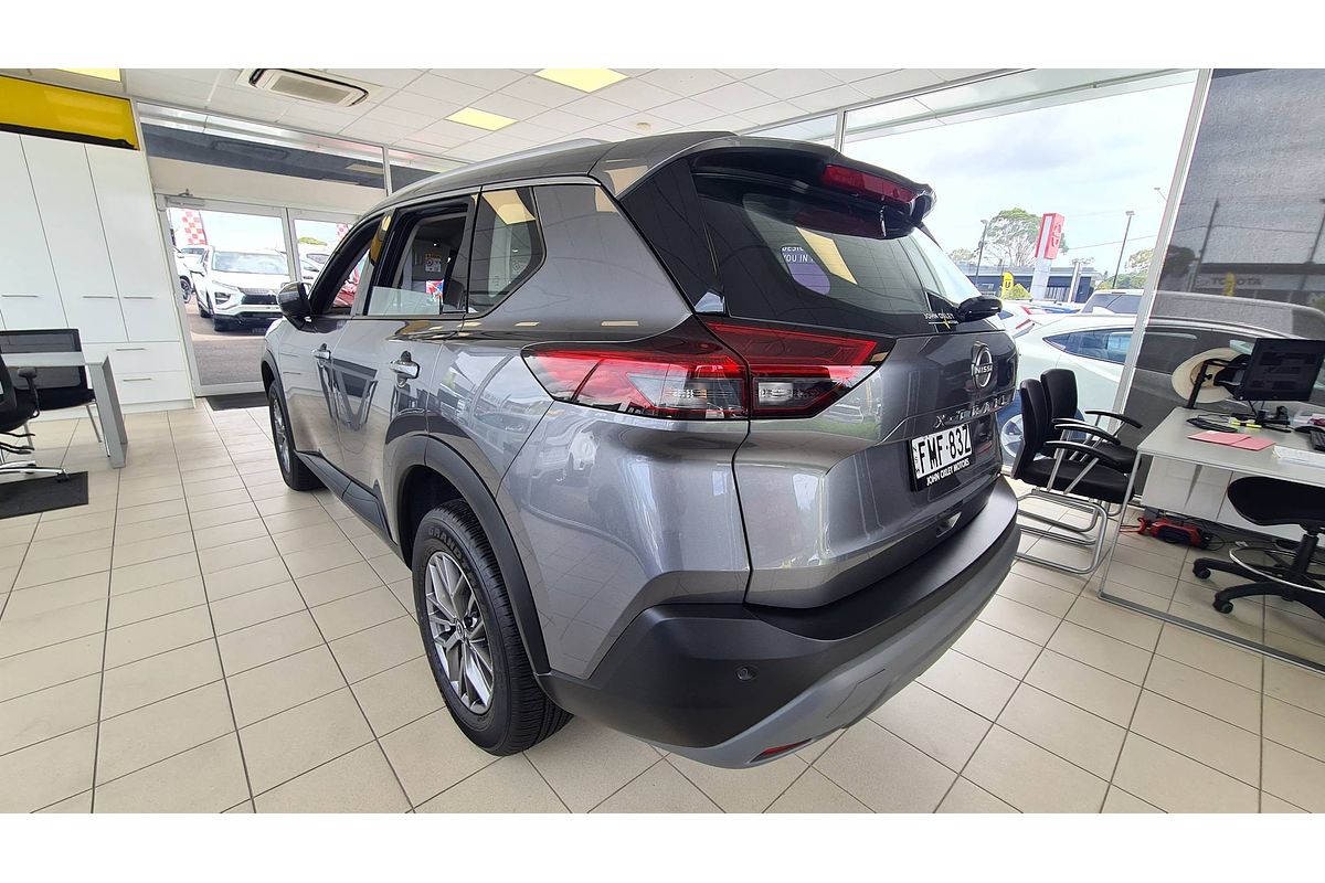 2024 Nissan X-TRAIL ST T33