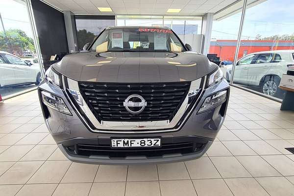 2024 Nissan X-TRAIL ST T33