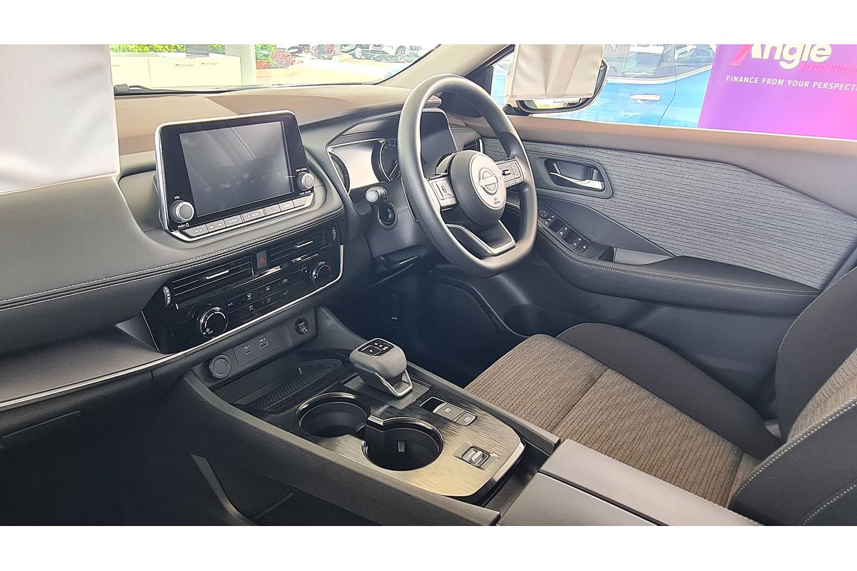 2024 Nissan X-TRAIL ST T33