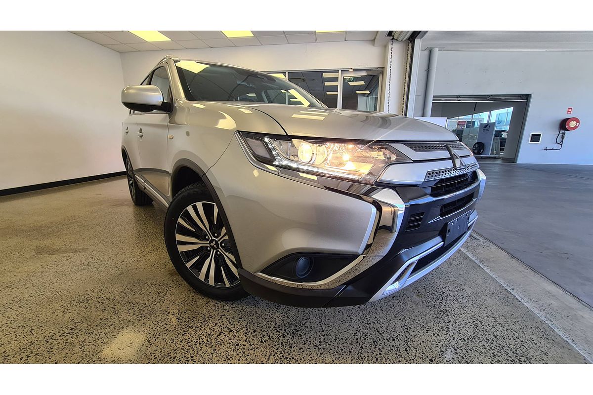 2018 Mitsubishi Outlander ES ADAS ZL