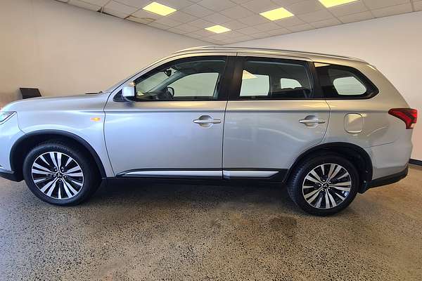 2018 Mitsubishi Outlander ES ADAS ZL
