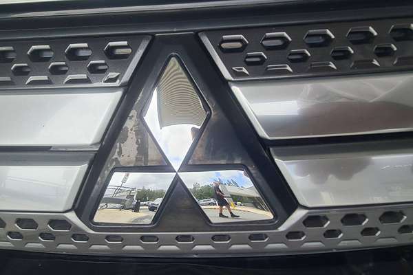2018 Mitsubishi Outlander ES ADAS ZL