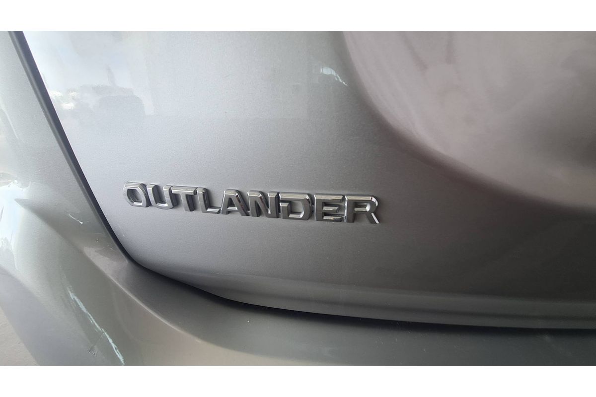 2018 Mitsubishi Outlander ES ADAS ZL