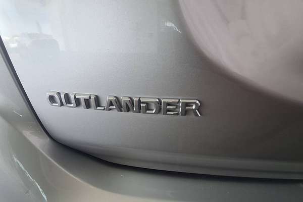 2018 Mitsubishi Outlander ES ADAS ZL